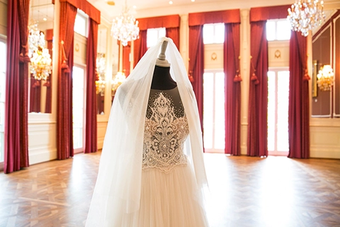 bride dress wedding fuschl