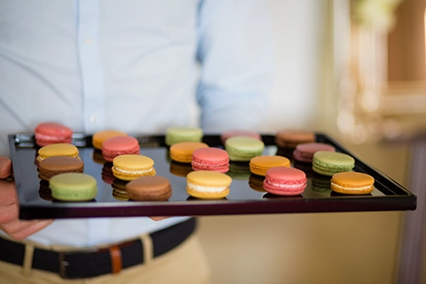 wedding stewards macarons