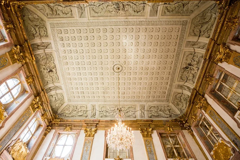 wedding planner salzburg mirabell